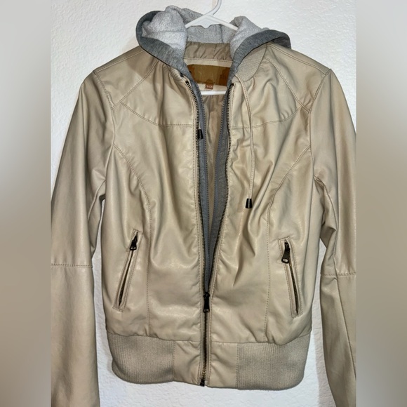 Source Unknown Jackets & Blazers - cream/beige faux leather jacket with grey hood S